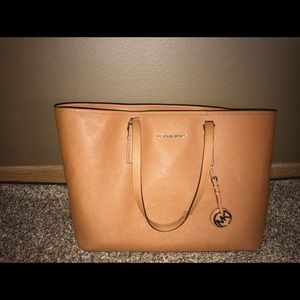 Michael Kors Jet Set Travel
